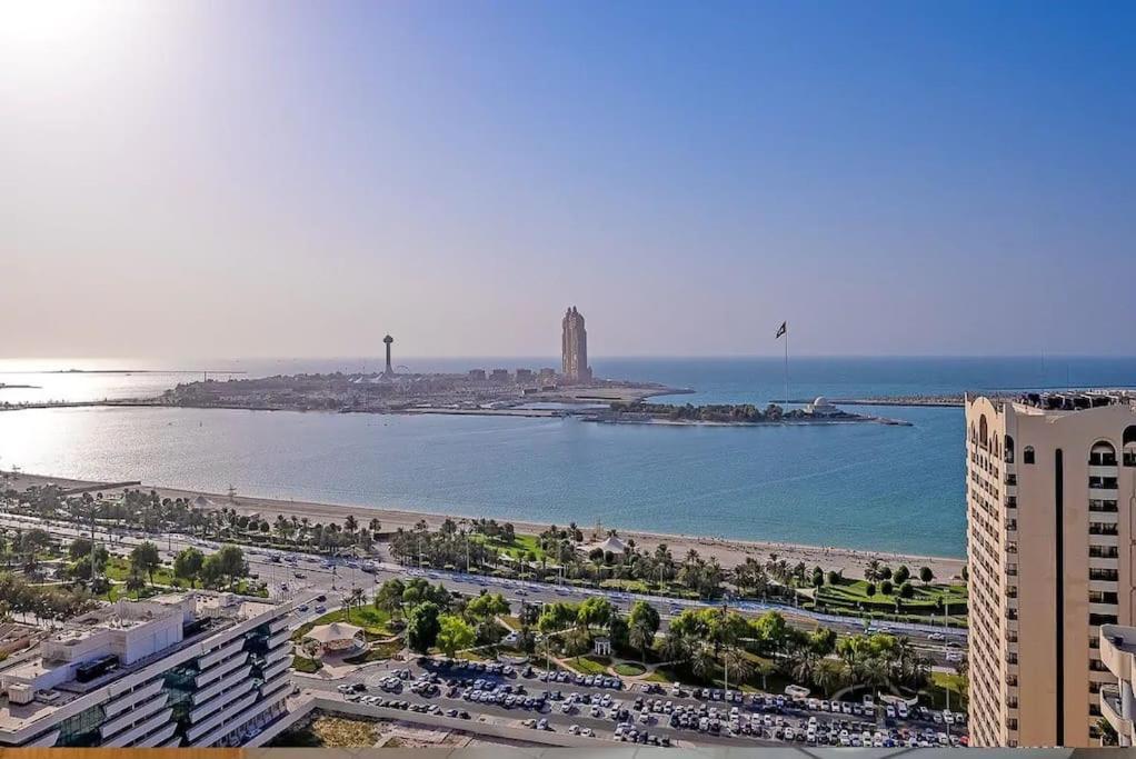 Book Me! 3 Bedroom Apartment Beach Front Abu Dhabi Exterior photo